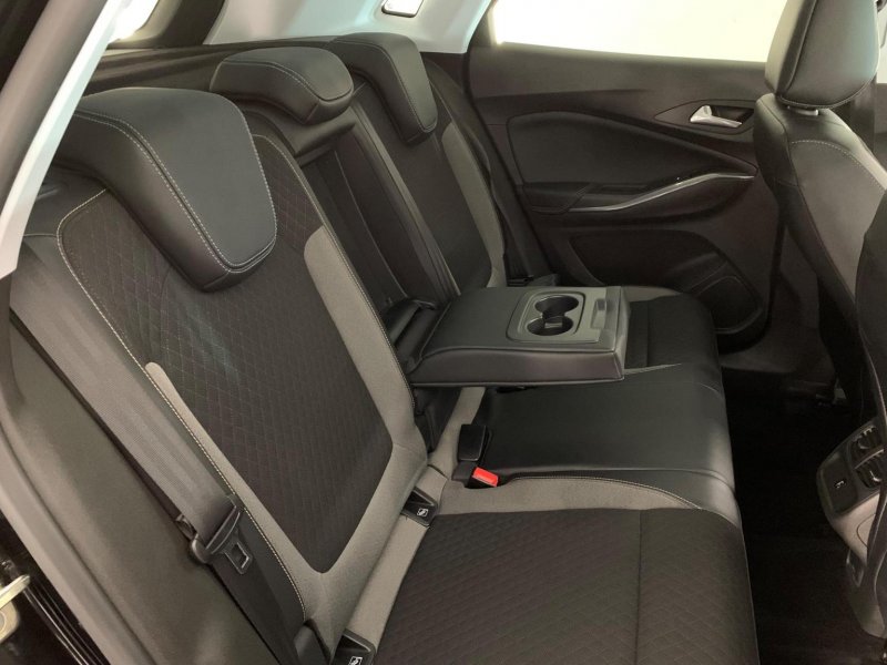 VAUXHALL GRANDLAND X