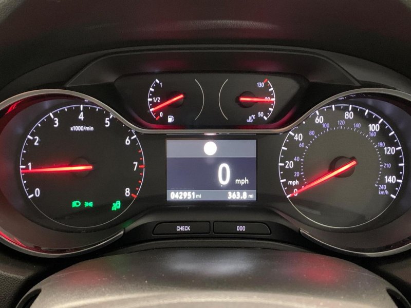 VAUXHALL GRANDLAND X