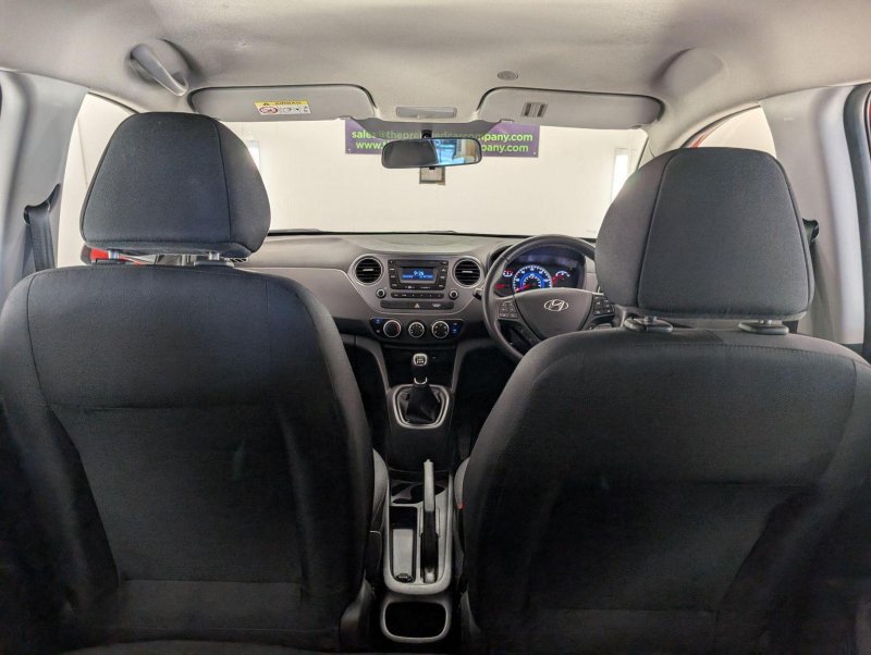 HYUNDAI I10