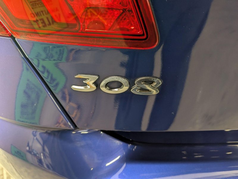 PEUGEOT 308