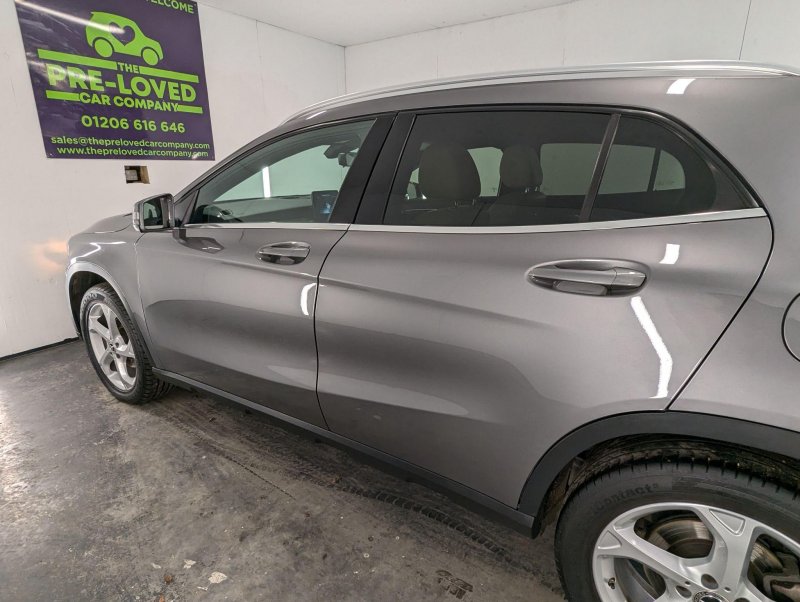 MERCEDES-BENZ GLA CLASS