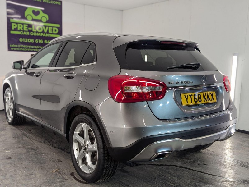 MERCEDES-BENZ GLA CLASS