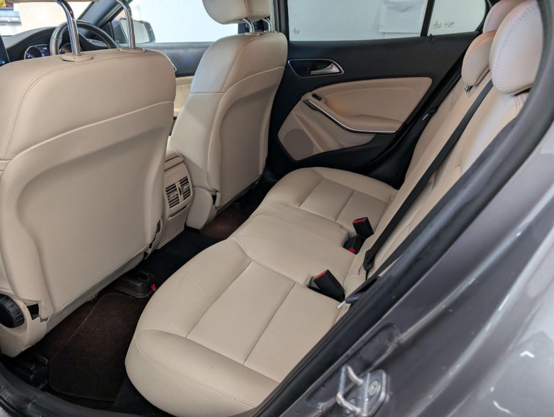 MERCEDES-BENZ GLA CLASS