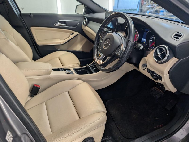 MERCEDES-BENZ GLA CLASS
