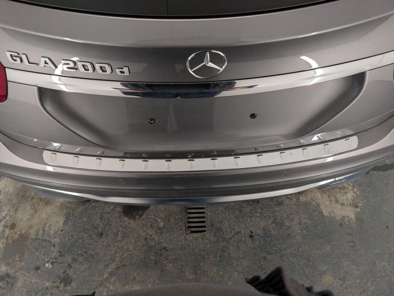 MERCEDES-BENZ GLA CLASS