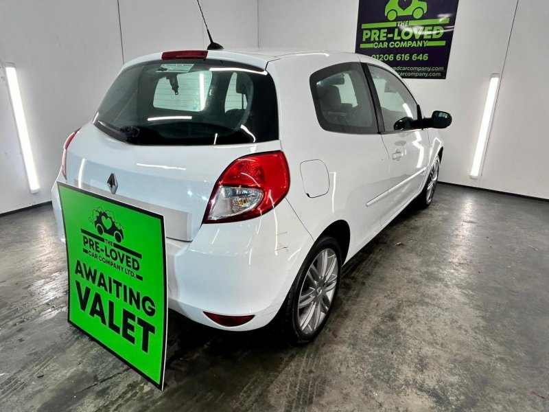 RENAULT CLIO