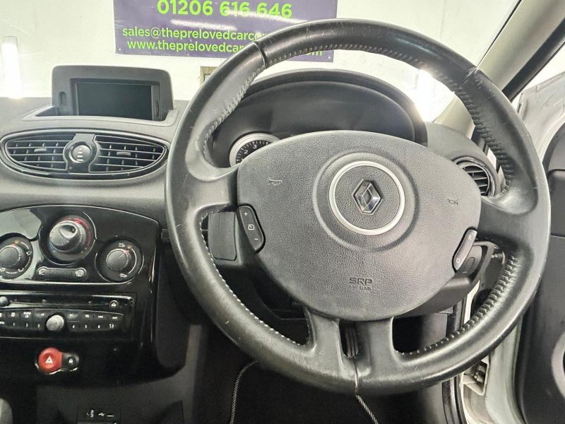 RENAULT CLIO