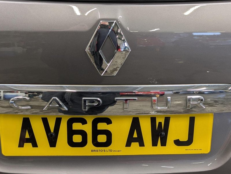 RENAULT CAPTUR