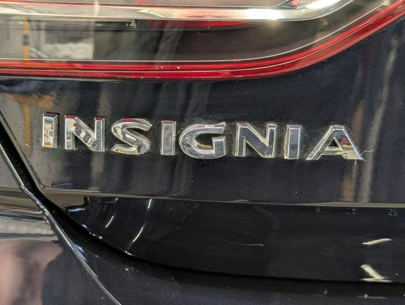 VAUXHALL INSIGNIA