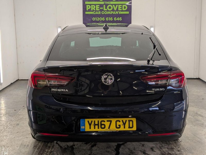 VAUXHALL INSIGNIA