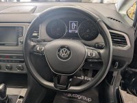 VOLKSWAGEN GOLF SV