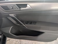 VOLKSWAGEN GOLF SV