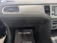 VOLKSWAGEN GOLF SV