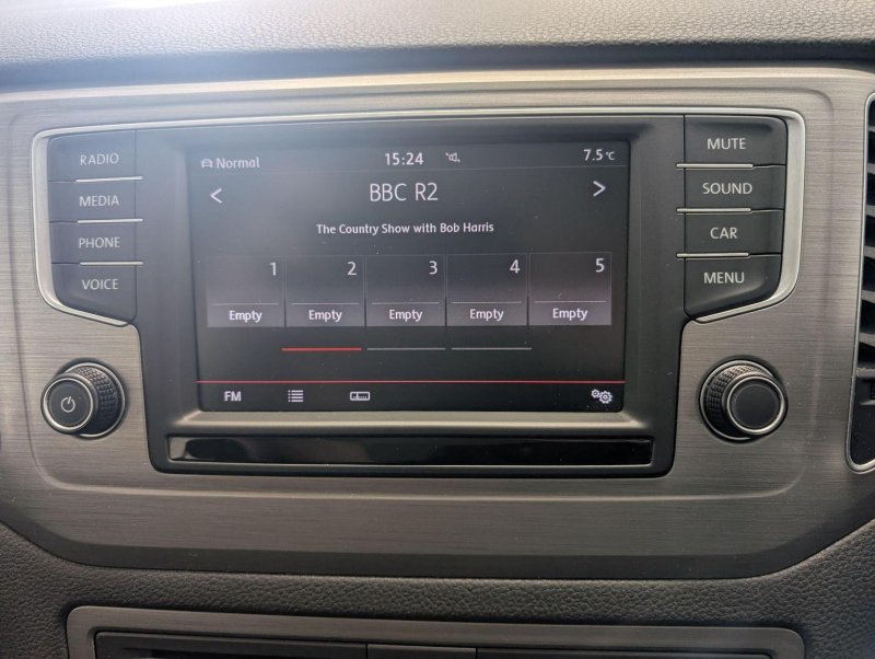 VOLKSWAGEN GOLF SV