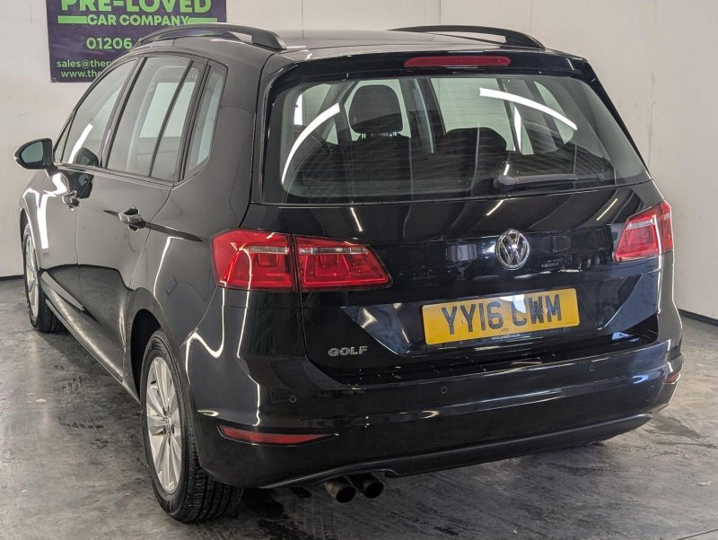VOLKSWAGEN GOLF SV