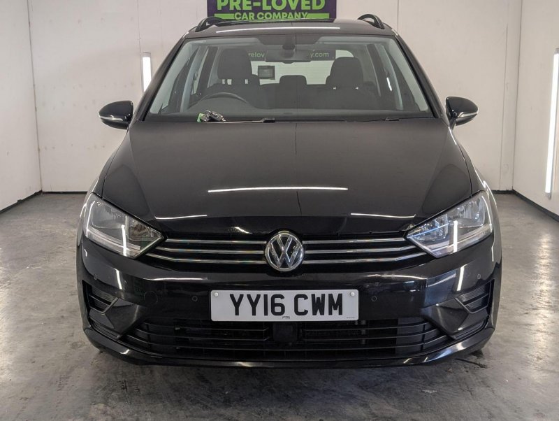 VOLKSWAGEN GOLF SV