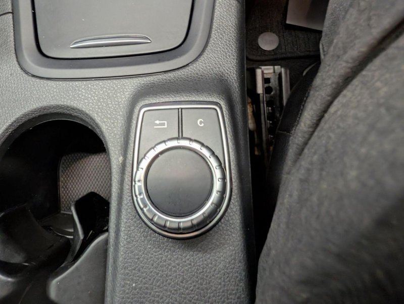 MERCEDES-BENZ B CLASS