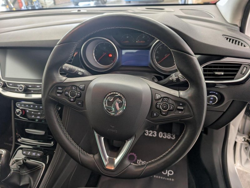 VAUXHALL ASTRA