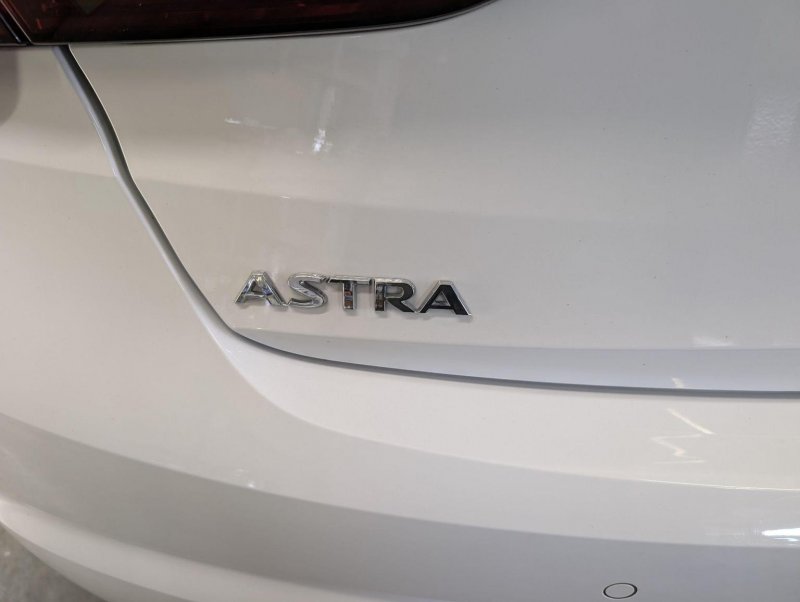 VAUXHALL ASTRA