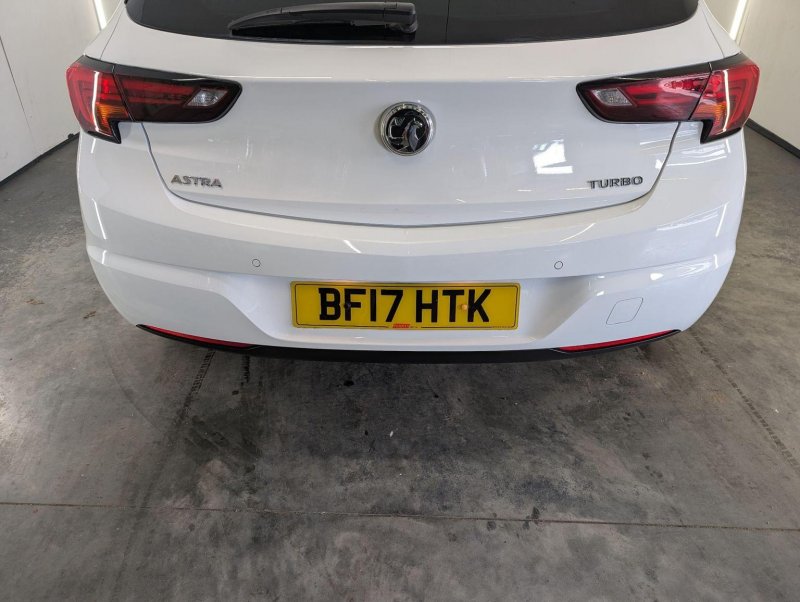 VAUXHALL ASTRA