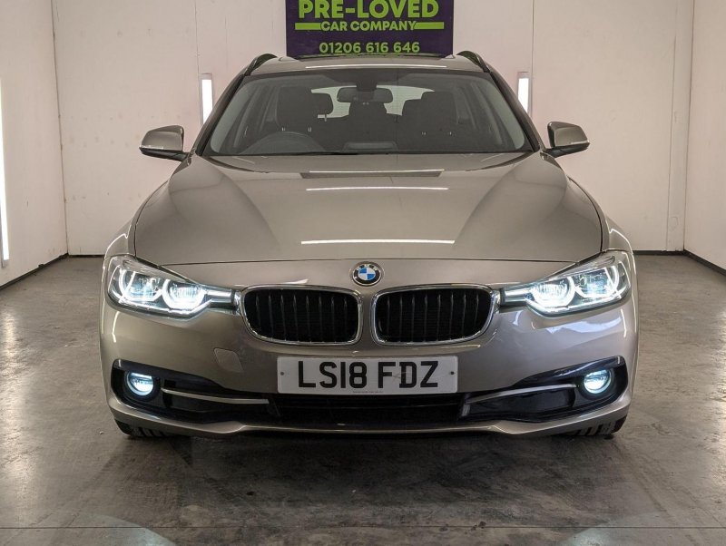 BMW 3 SERIES