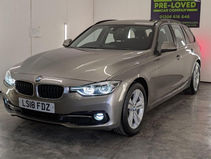 BMW 3 SERIES