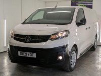 VAUXHALL VIVARO