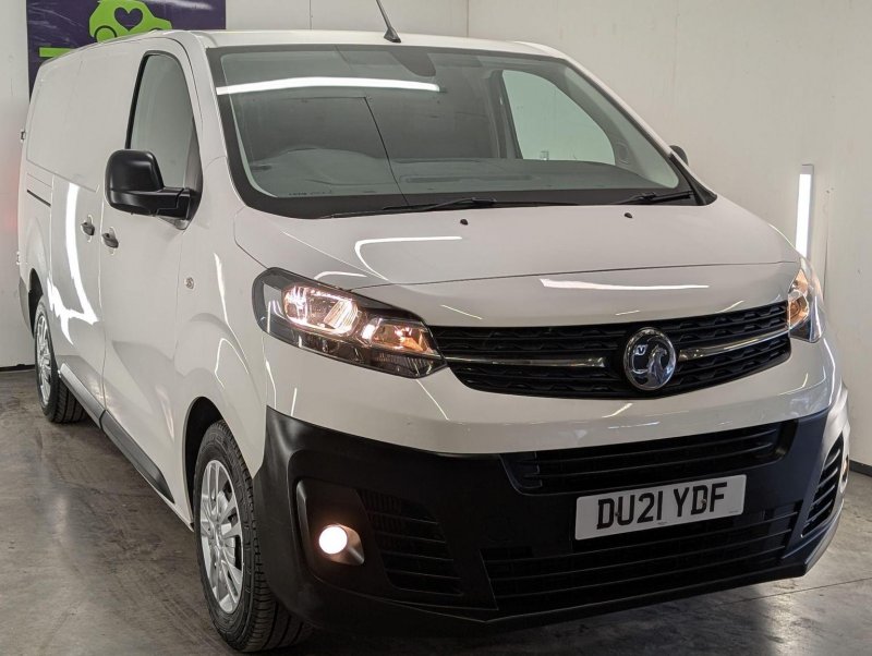 VAUXHALL VIVARO