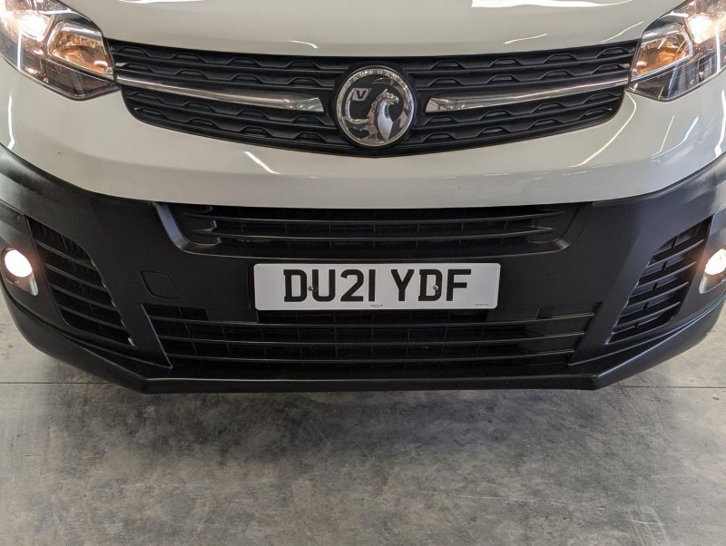 VAUXHALL VIVARO