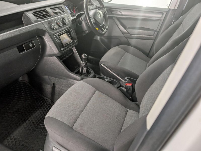 VOLKSWAGEN CADDY