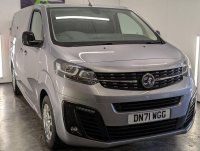 VAUXHALL VIVARO